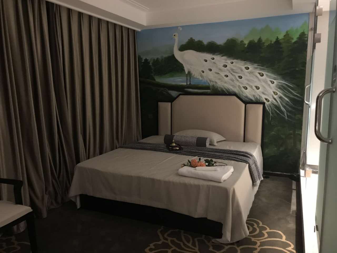 杭州男士会所：昨晚体验专业按摩助浴之旅